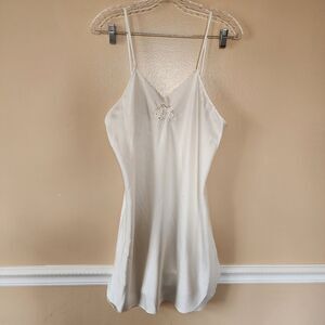 Miss Elaine Chemise Womens Medium White USA Made Cut Out Chest Satin Slip Dress